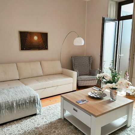 Porto Historic - Apartment With Private Patio Exterior foto