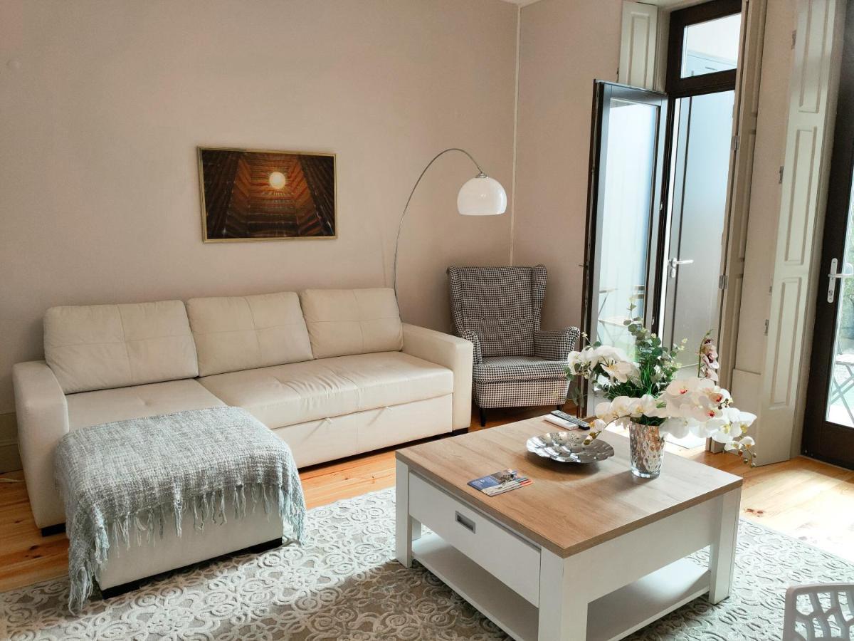 Porto Historic - Apartment With Private Patio Exterior foto
